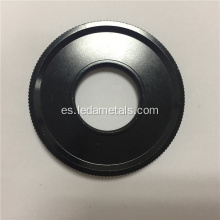 Piezas CNC de brida chapada de zinc negro roscado estándar